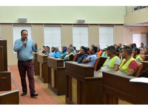 Temizlik İşleri Personeline İş Güvenliği Eğitimi