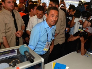Ali Koç Oyunu Verdi
