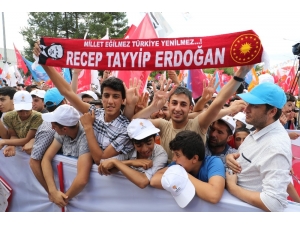 Cumhurbaşkanı Erdoğan: “53 Kürt Kardeşimin Kanı Demirtaş’ın Eline Bulaşmıştır”