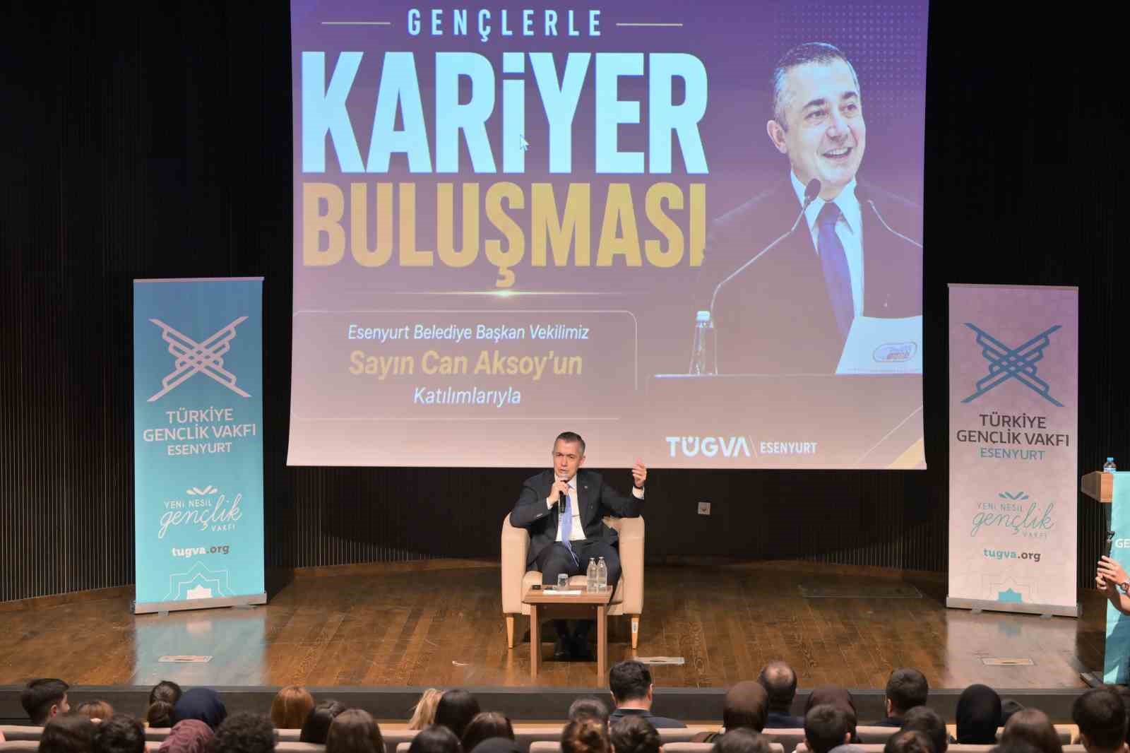 baskan-vekili-can-aksoy-tugva-nin-kariyer-bulusmasinda-genclerle-bir-araya-geldi