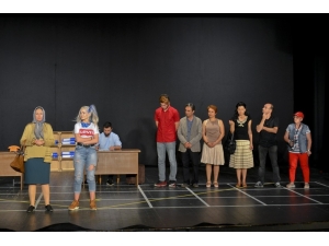 Tiyatro Kursu Öğrencileri Tskm’de Sahne Aldı