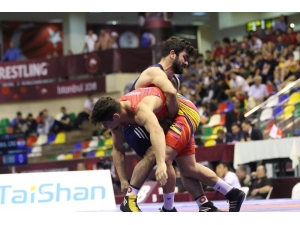 U23 Avrupa Güreş Şampiyonası Başladı