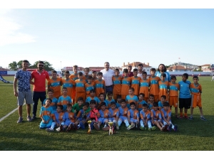 Ayvalık Cup Kupasına Katılan Tüm Takımlar Şampiyon Oldu