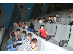 Diyarbakır’da Ücretsiz Sinema Günleri Haziran Programı Başladı