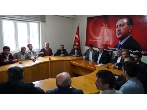 Başkan Öz Pasinler’e Çıkarma Yaptı