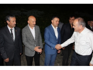 Bakan Özlü’nün Gece Mesaisi