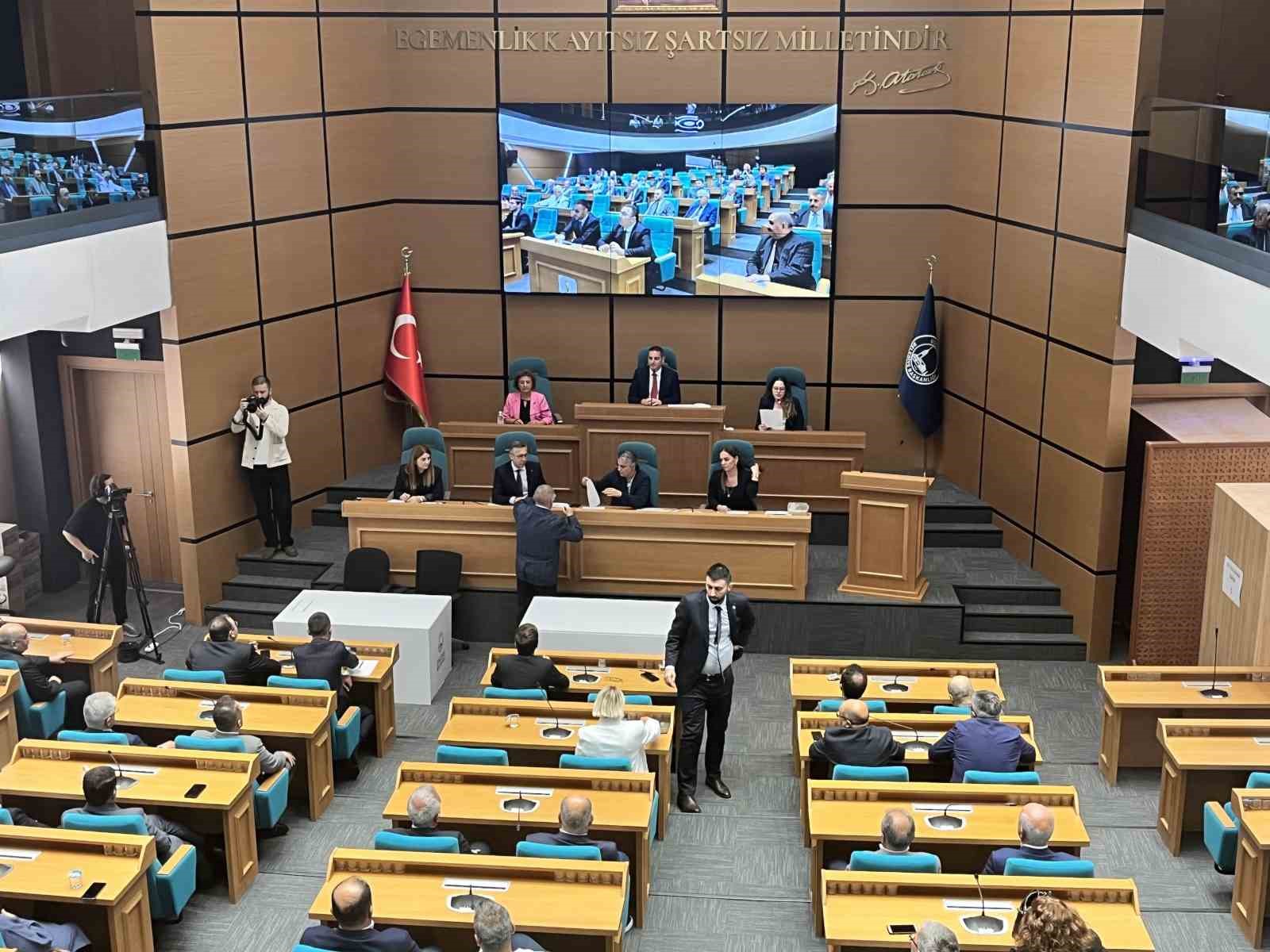 uskudar-belediyesi-baskan-vekili-secimi-basladi