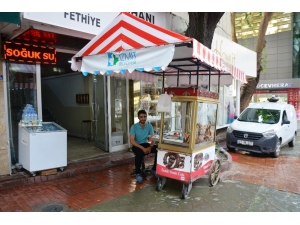 İzmit’te Milyonluk Simit Yerleri İhalesi