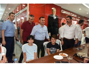 Başkan Yücel, Milletvekili Adayları Ve Meclis Üyeleri İle İftarda Buluştu