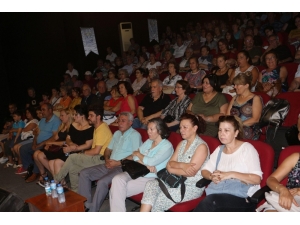 Kuşadası Belediyesi’nden Nazım Hikmet’i Anma Konseri