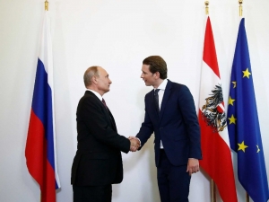 Putin Viyana’da Cumhurbaşkanı Bellen İle Görüştü