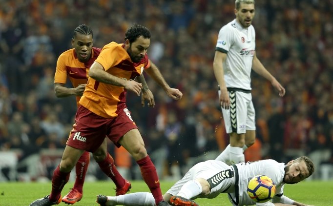 Galatasaray Selçuk İnan'dan Indirim Istedi