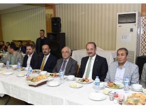 Cemil Çiçek Sahurda Mamak’a Konuk Oldu