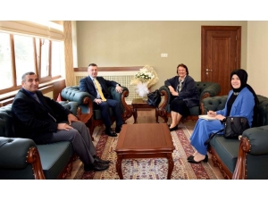 Vali Büyükakın, Genel Müdür Ustaoğlu İle Bir Araya Geldi