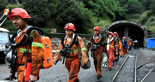 Maden Ocağında Patlama! 11 Madenci Yaşamını Yitirirken 25'i Mahsur Kaldı