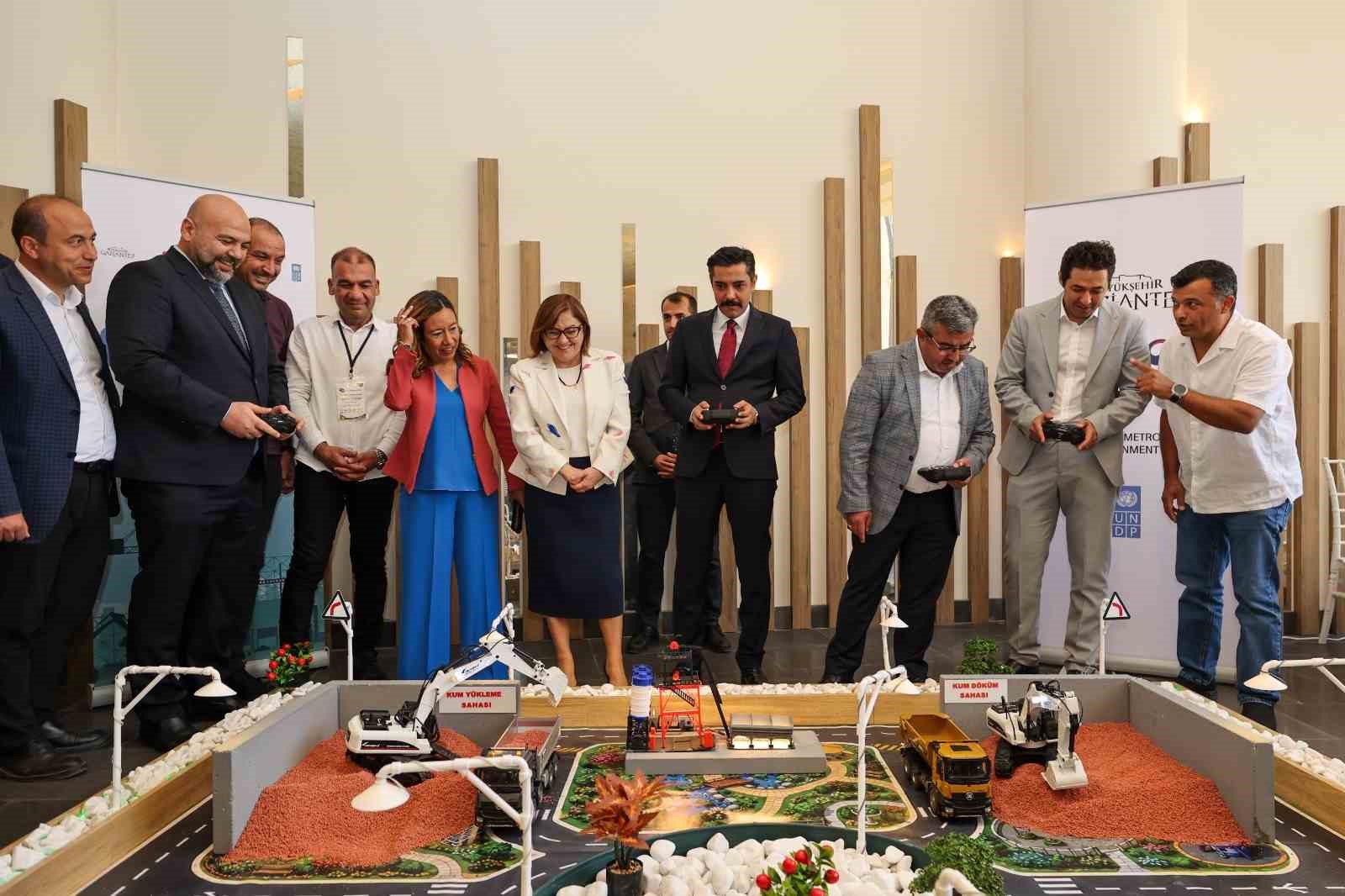 gaziantep-buyuksehir-den-turkiye-de-model-seffaflik-uygulamasi