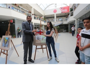 Öğrenciler Çevre İçin Yarıştı