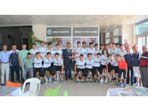 Şampiyonlar Afyon’a Uğurlandı