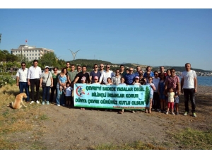 Aliağa’da Plaj Temizliği
