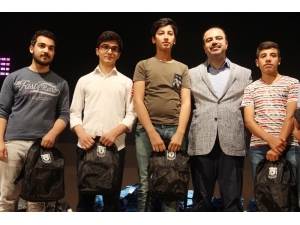 Birinci Olan 700 Öğrenci Ödüllerini Aldı