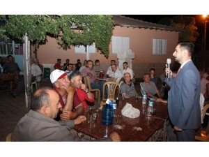 Ak Parti’nin Genç Milletvekili Adayları Kapı Kapı Dolaşıyor