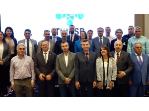 Bakan Elvan, Tarımsal Ürün İşleme İhtisas Organize Sanayi Bölgesi’nin Tanıtım Toplantısı Ve İftarına Katıldı