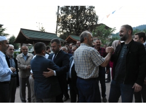 Ak Parti İl Başkanı Keskin, Köyünde İftar Açtı