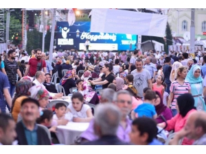 Bakan Soylu’dan Demirtaş’ın Çıkmasını İsteyenlere Sert Eleştiri