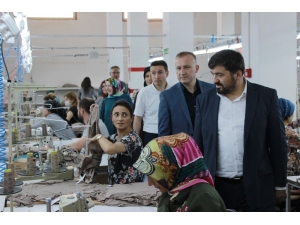 Şenlikoğlu, İstihdama Katkı Sağlayan Firma Ve İşçileri Ziyaret Etti