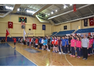 Anadolu Yıldızlar Ligi Basketbol Türkiye Birinciliği Heyecanı Bilecik’te Başladı