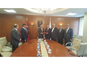 Turhal Şeker Fabrikasının Kayseri Şeker’e Teslimi Özelleştirme İdaresinde Yapıldı