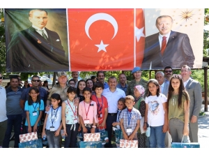 Tunceli’de En Çok Kitap Okuyan Öğrenciler Ödüllendirildi