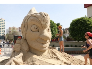 Birbirinden Renkli Atölyeler Forum Mersin’de