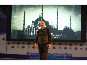 Sunay Akın, Mersin’de Ramazan Etkinliklerinin Konuğu Oldu