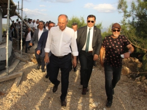 Muharrem İnce, Demirel’in Mezarını Ziyaret Etti