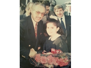 Bakan Sarıeroğlu’nun Öğrencilik Yıllarına Dair Fotoğrafı