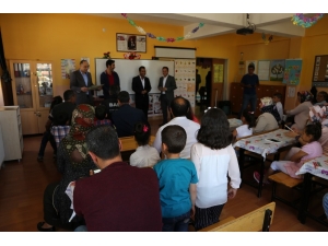 Varto’da Öğrencilerin Karne Sevinci