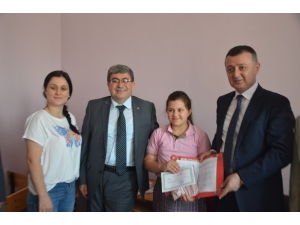 Bilecik’te 36 Bin 92 Öğrenci Karne Sevinci Yaşadı