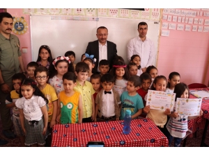 Vali Atik, Öğrencilerin Karne Heyecanına Ortak Oldu