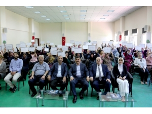 Onlar Artık Hem Okuyup Hem De Yazabiliyorlar