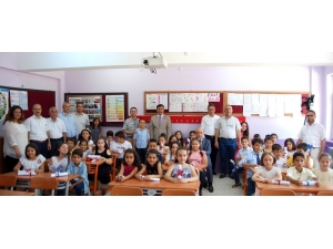 Salihli’de 27 Bin Öğrenci Karne Heyecanı Yaşadı