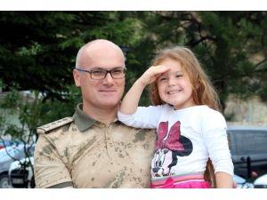 Geleceğin Sanatçıları Ödüllerini Aldı