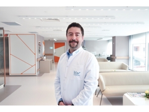 Göğüslerde Sarkma Ve Deformasyona Cerrahi Çözüm