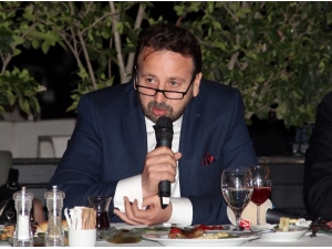 Yılmaz İnşaat’tan Basına İftar