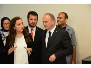 Bakan Özlü’den Akçakoca Bey Siyasal Bilgiler Fakültesi’ne Ziyaret