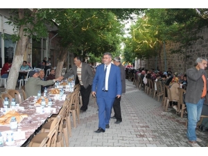 Belediye Ve Firmalardan Ortak Halk İftarı