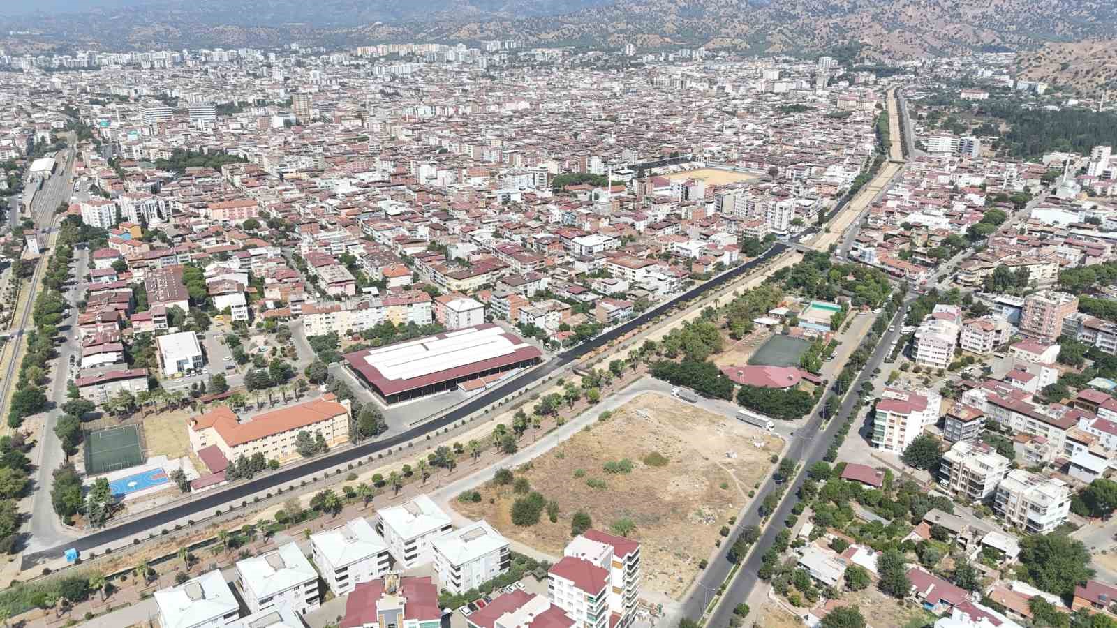 baskan-tetik-yeni-asfalti-direksiyon-basinda-test-etti