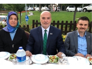 Ak Parti Bursa Milletvekili Adayı Ahmet Yelis, Bbp Üyeleriyle İftarda Buluştu