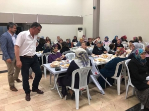 Vezirhan’da Mahalle İftarları Devam Ediyor