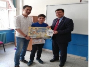 Öğrencilere Karne Hediyesi Ptt’den